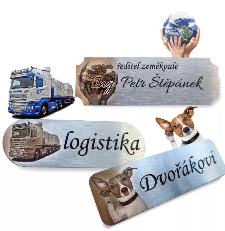 Nerezová jmenovka na vstupní dveře s fotkou, textem, obrázkem, logem.