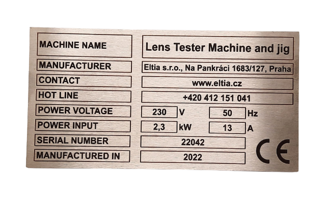 Nerezový výrobní štítek s  laserovým gravírováním.